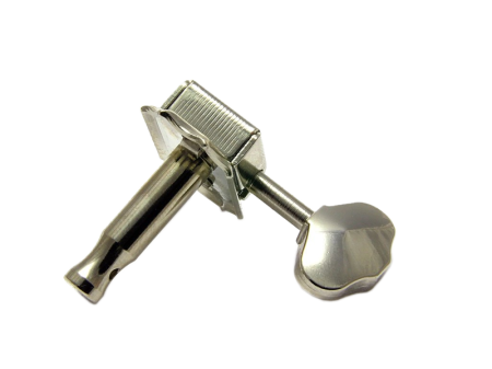 SD90-06M-NI-b.png