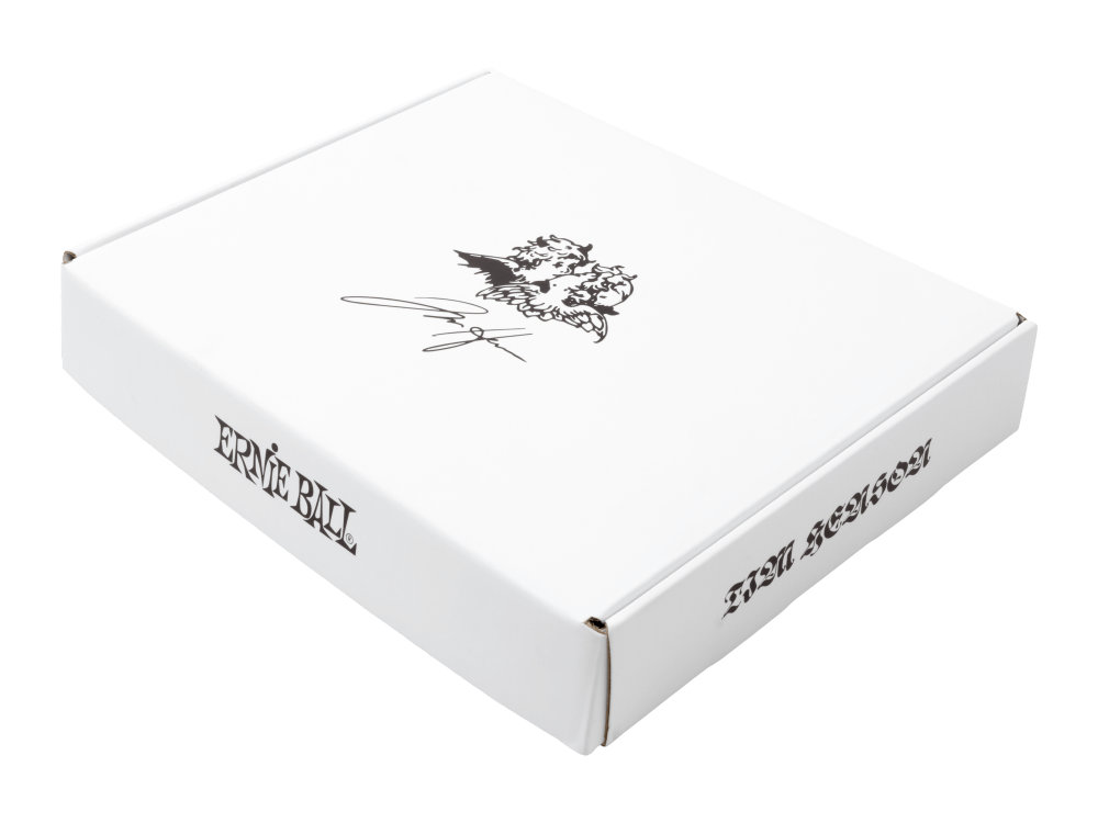 P09635-box.jpg